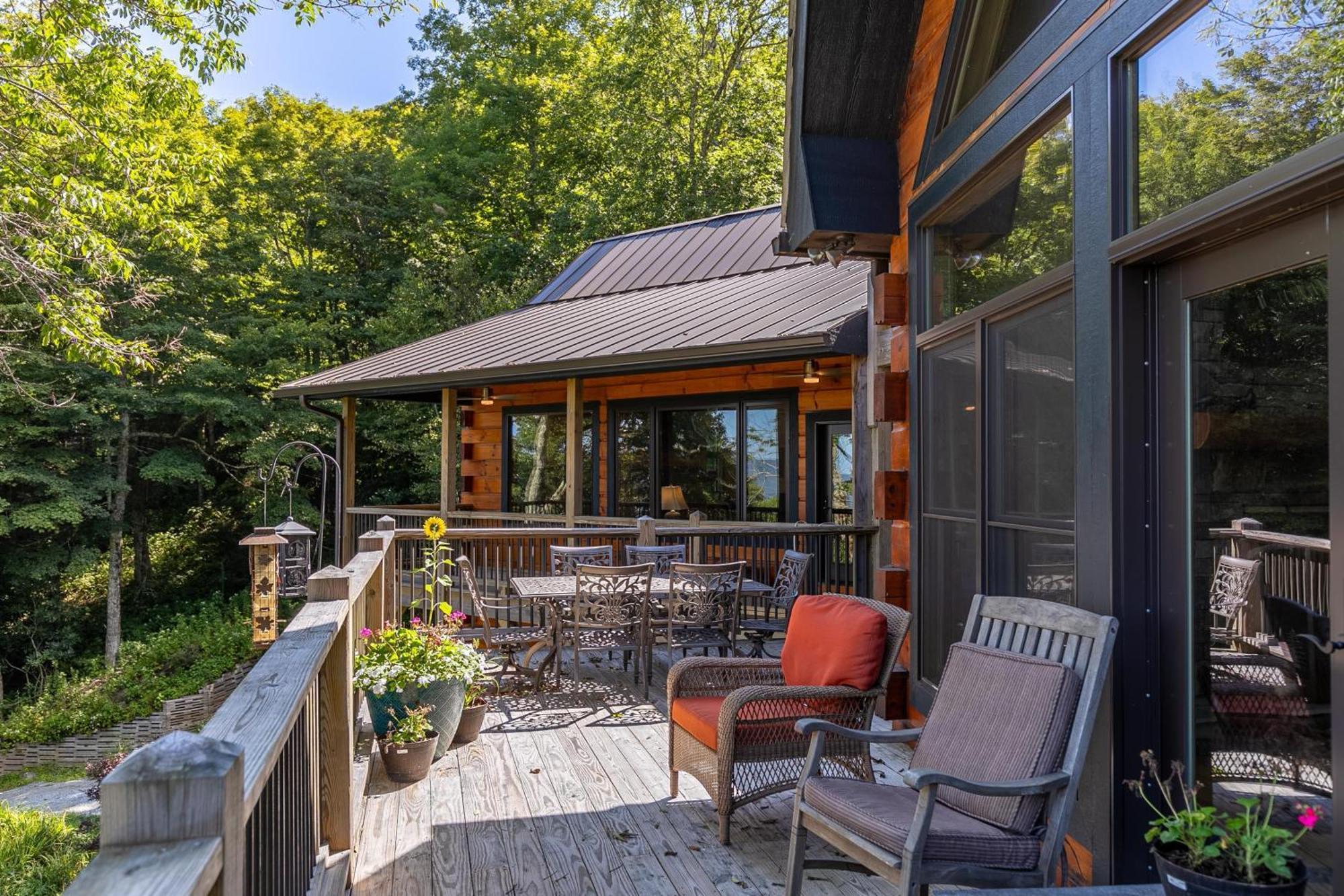 Rested Traveler Blowing Rock Exterior photo