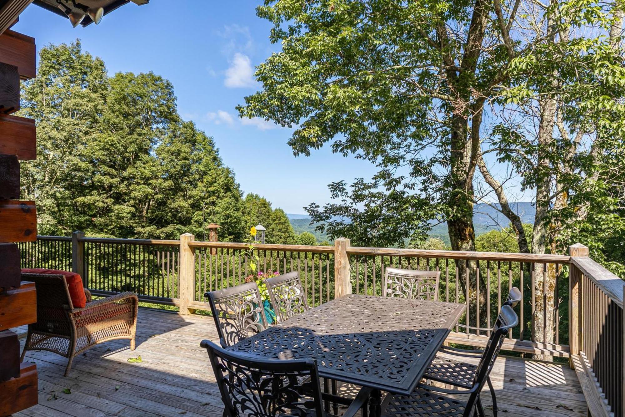 Rested Traveler Blowing Rock Exterior photo